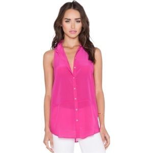 Bella Luxx Silk Sleeveless Button Up Top - Size Small